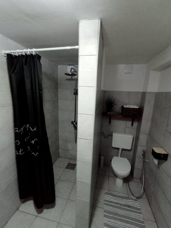 Anur Apartment Bihać Esterno foto