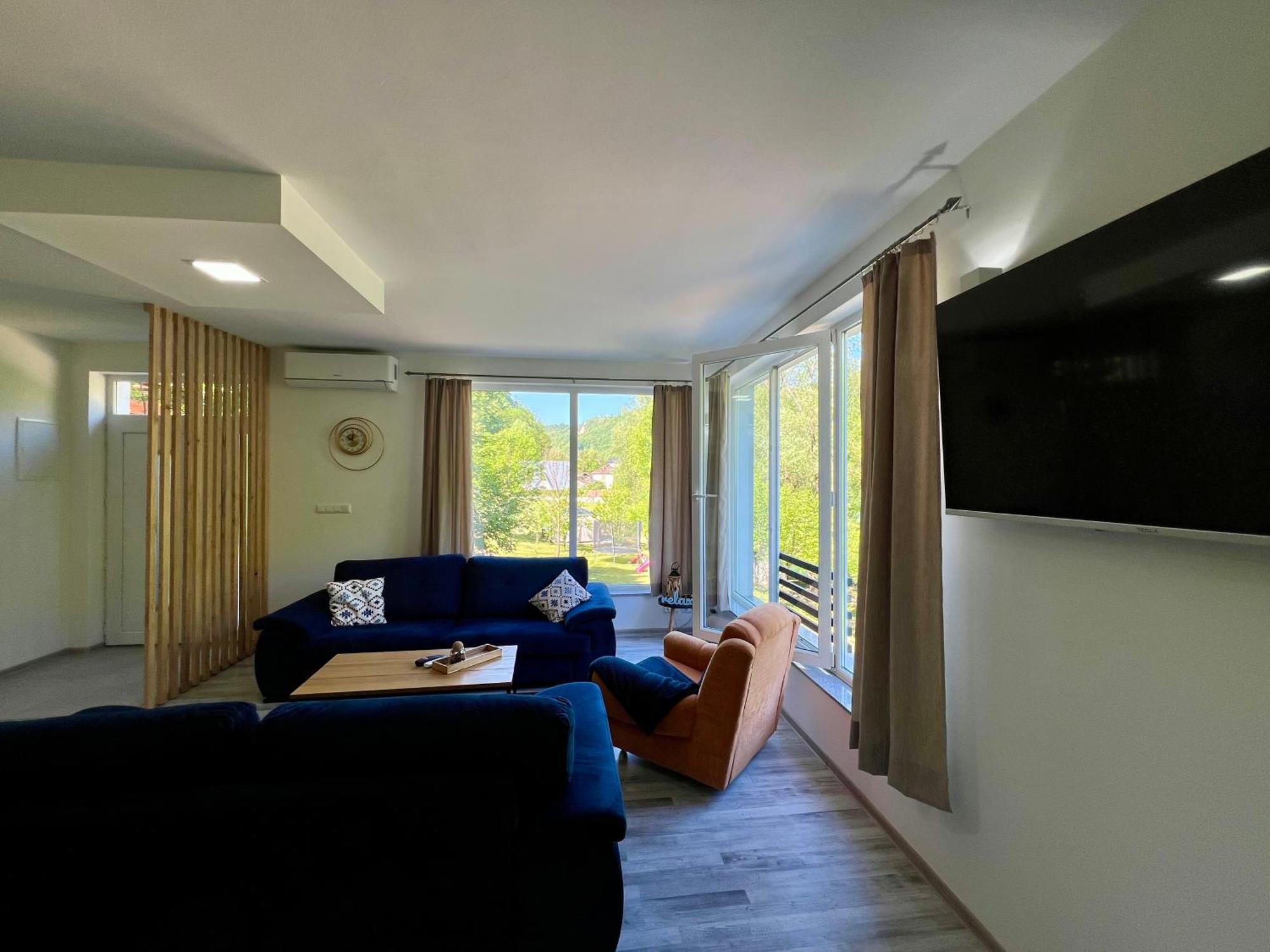 Anur Apartment Bihać Esterno foto