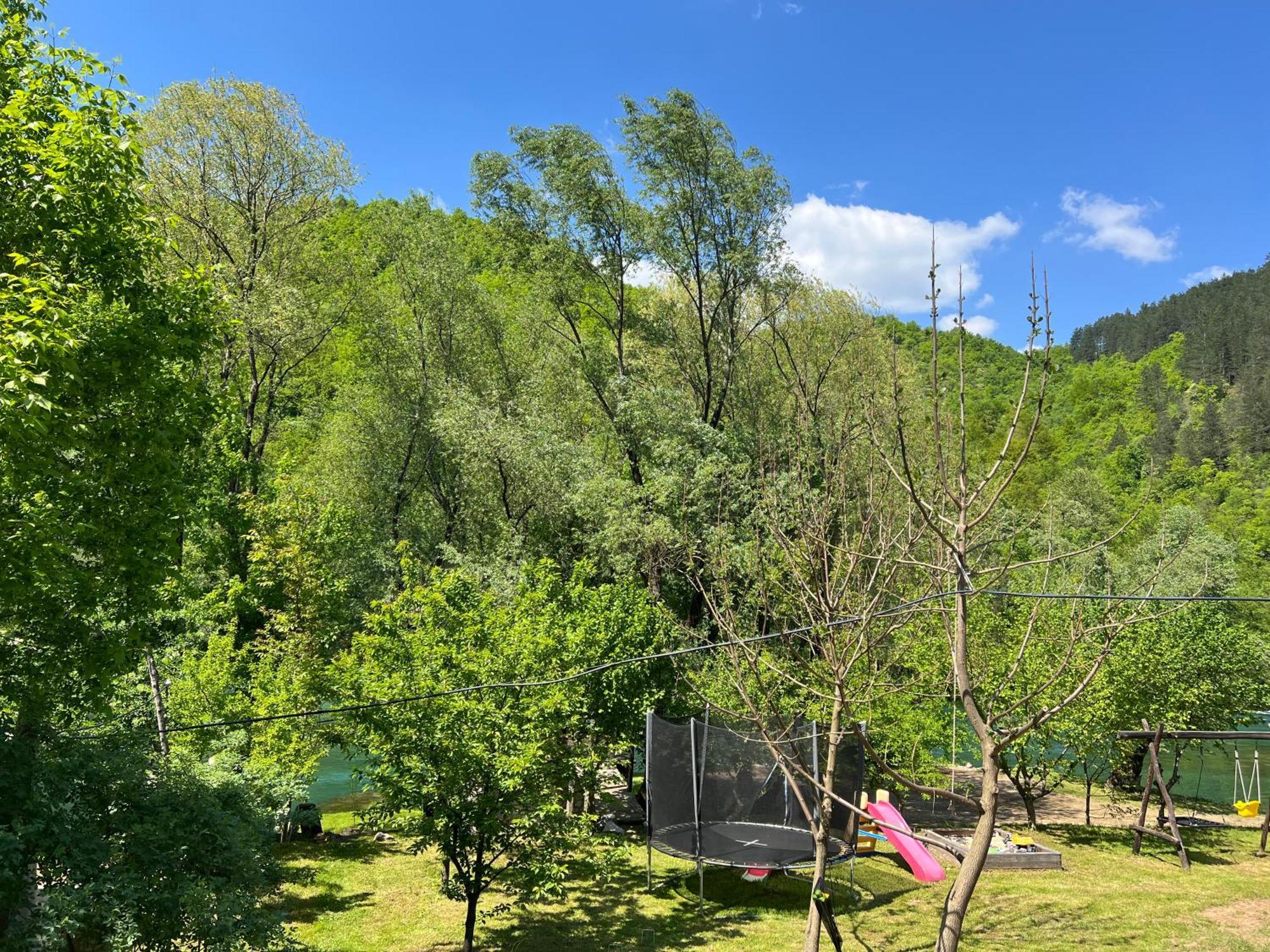 Anur Apartment Bihać Esterno foto