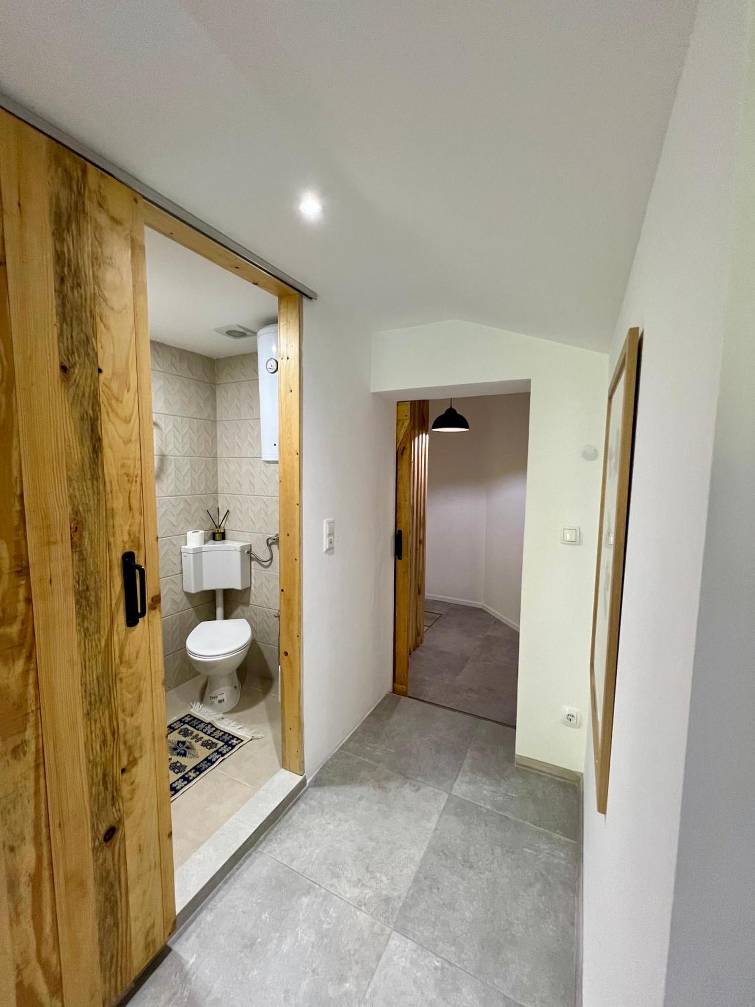 Anur Apartment Bihać Esterno foto