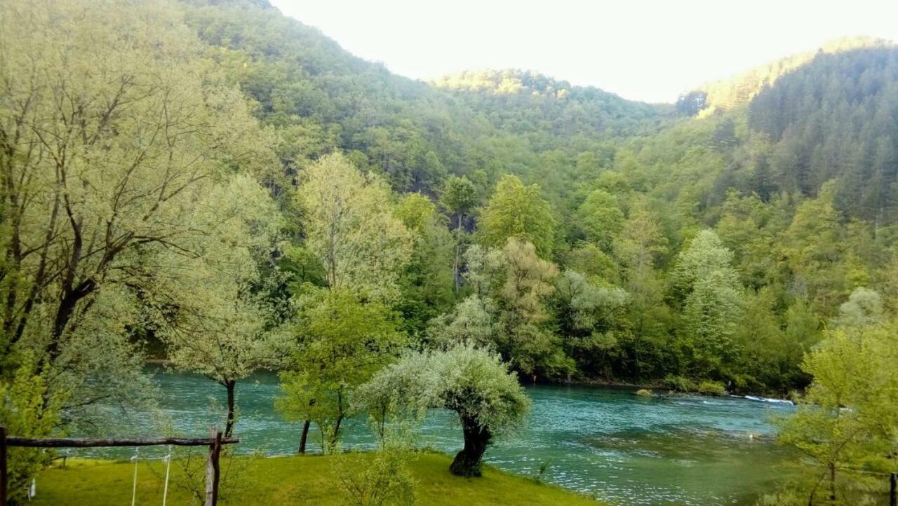 Anur Apartment Bihać Esterno foto